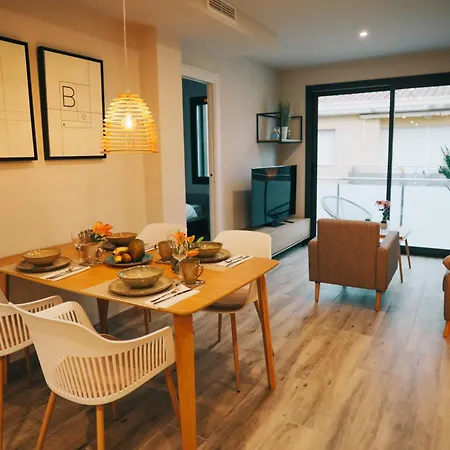 Apartment Rce Calella, Brand New Next To The Beach. Calella